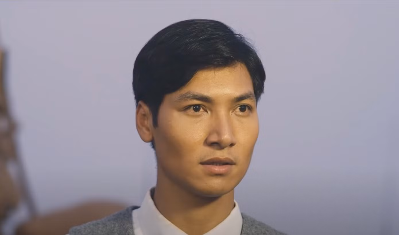 Bên cạnh những dấu ấn trên màn ảnh nhỏ, trên màn ảnh rộng Mạnh Trường được giao vai chính trong phim điện ảnh Thầu Chín ở Xiêm. Anh đóng vai Thầu Chín, tên khác của Bác Hồ được sử dụng vào những năm Người hoạt động cách mạng ở Thái Lan.