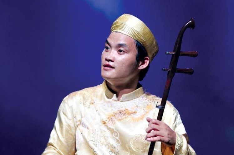 Nghệ sĩ Trần Văn Xâm qua đời ở tuổi 39 tại quê nhà. Nghệ sĩ Trần Văn Xâm qua đời ở tuổi 39 tại quê nhà.