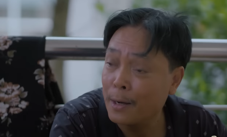 Bố hỏi Luyến (Thanh Hương) về số tiền chồng cũ gửi cho bà Tình. Ảnh: CMH. Bố hỏi Luyến (Thanh Hương) về số tiền chồng cũ gửi cho bà Tình. Ảnh: CMH.