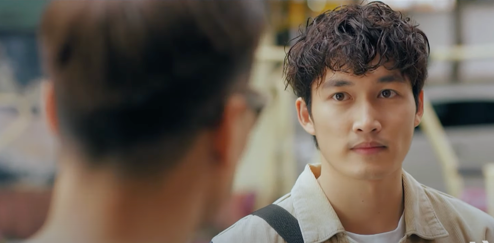 Bị dồn vào đường cùng, Tú (Đình Tú) quyết định tuyên chiến với Quy (Mạnh Trường). Ảnh: CMH.