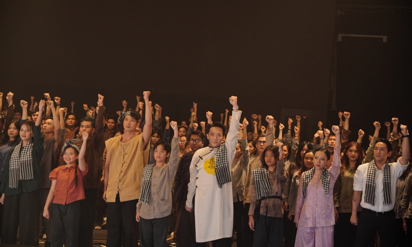 Tên gọi Thiên Địa hội, Nghĩa Hòa đoàn bị cho là gây liên tưởng đến những hội nhóm thời nhà Thanh (Trung Quốc). Tên gọi Thiên Địa hội, Nghĩa Hòa đoàn bị cho là gây liên tưởng đến những hội nhóm thời nhà Thanh (Trung Quốc).