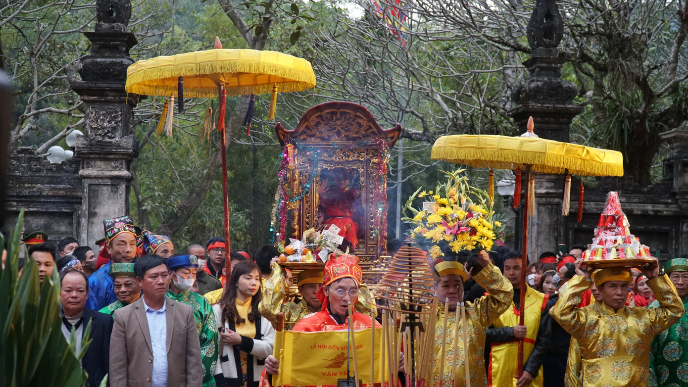 Bộ tiêu tiêu chí về môi trường văn hóa trong lễ hội truyền thống là giải pháp quan trọng nhằm nâng cao hiệu quả tổ chức hoạt động lễ hội. Ảnh: Trọng Tài.