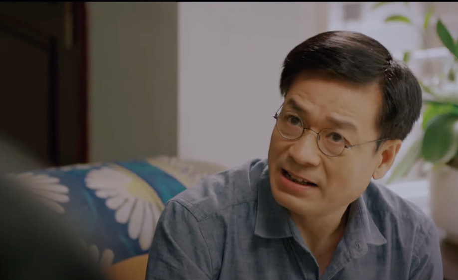 Bố Tú đã yêu cầu Ly và Tú phải tách nhau ra. Ảnh: CMH.