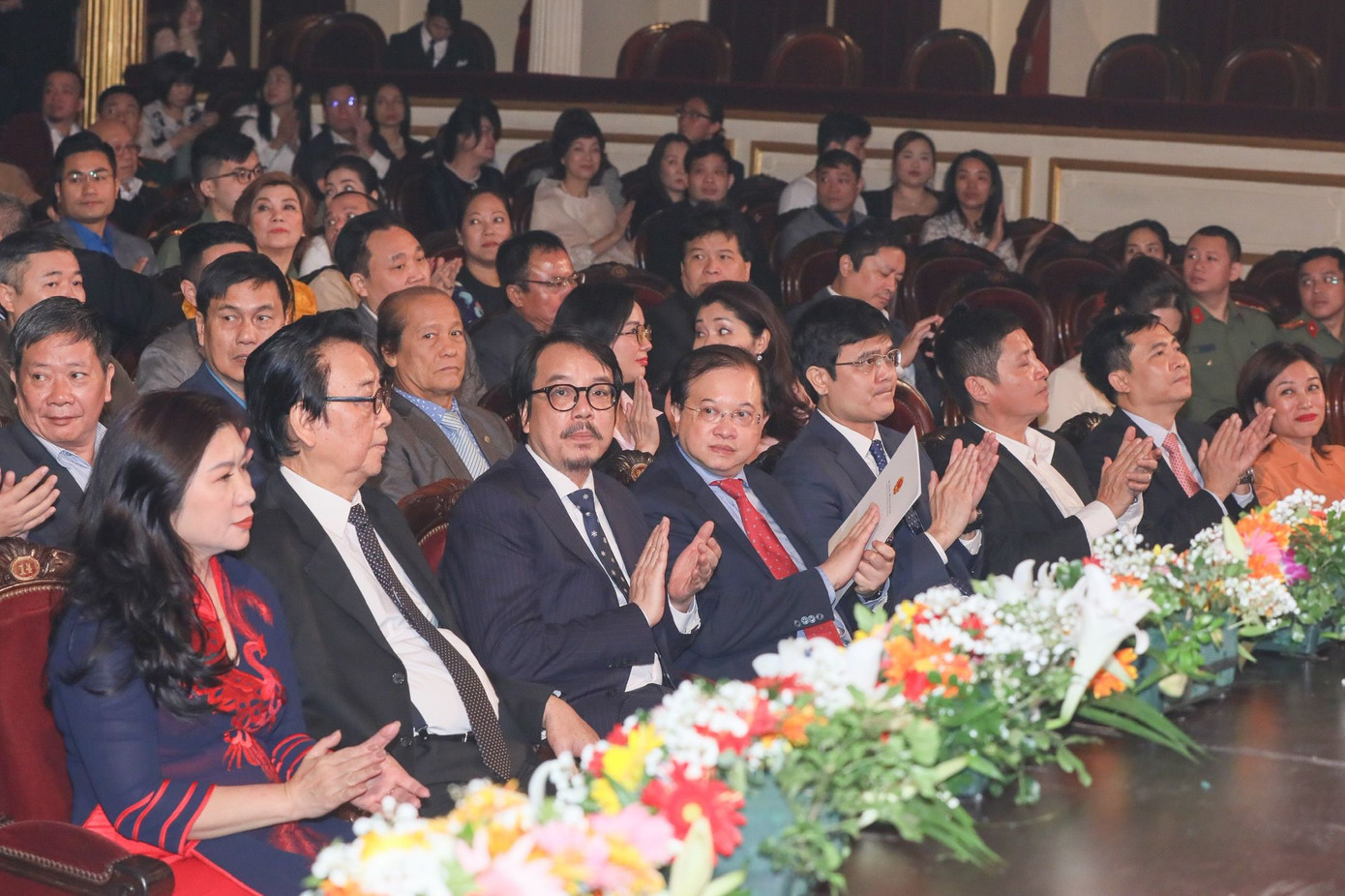 Đông đảo đại biểu đến dự Lễ kỷ niệm 45 năm của Nhà hát Tuổi trẻ. Ảnh: Quang Vinh