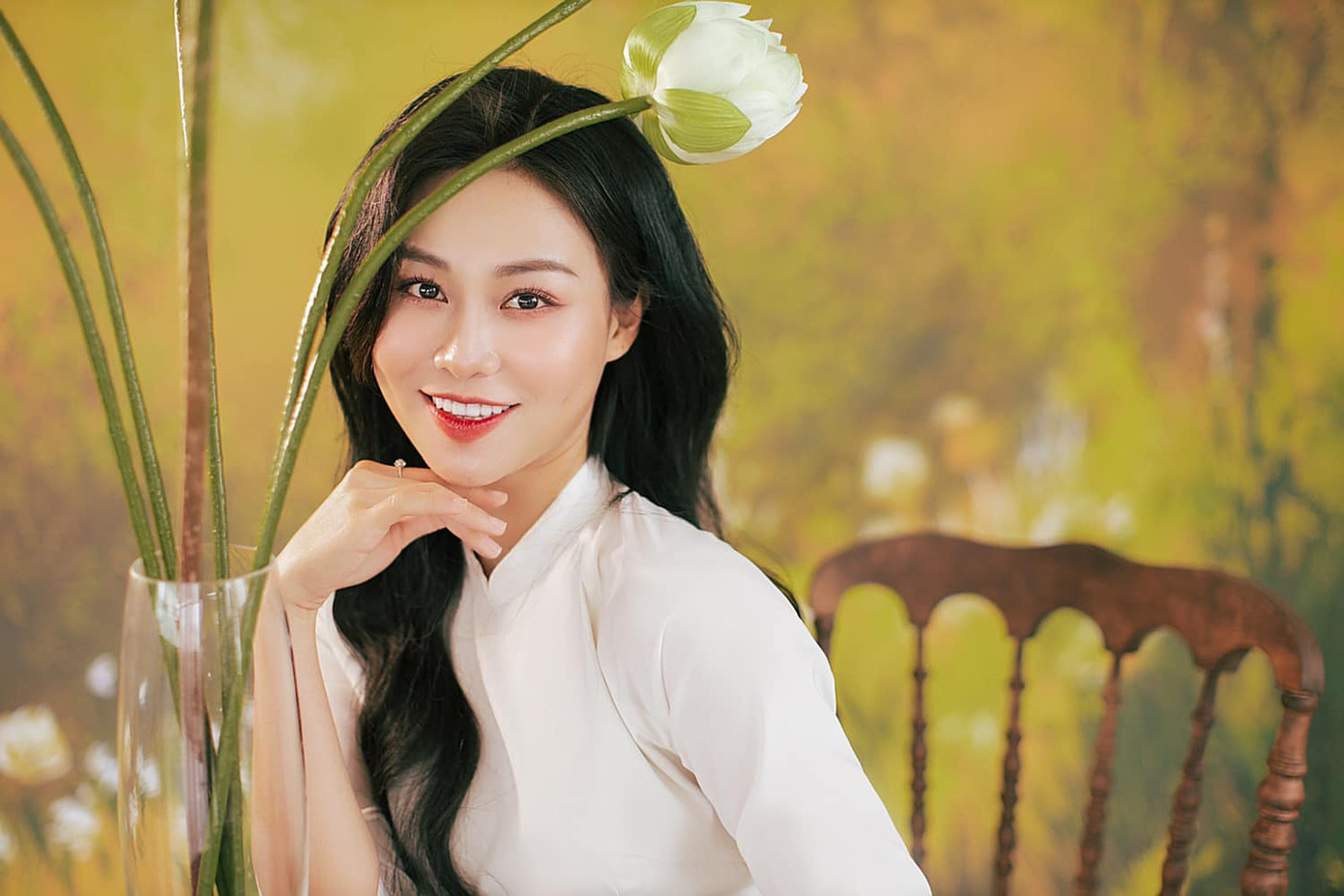 Ngoài đời, Quỳnh Châu theo đuổi phong cách nhẹ nhàng, ngọt ngào pha chút quyến rũ. Nữ diễn viên 9x không ngại mặc hở khoe cơ thể săn chắc, khỏe mạnh.