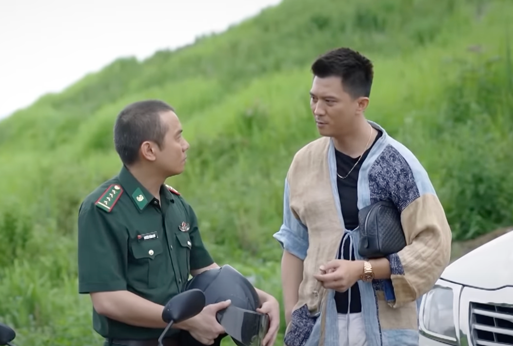 Cuộc chiến không giới tuyến xoay quanh cuộc sống quân ngũ của lính biên phòng và hải quân Việt Nam.