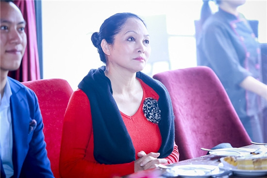 NSƯT Hà Thủy - “bà đỡ” của các ngôi sao ca nhạc được được phong tặng danh hiệu NSND lần thứ 10. NSƯT Hà Thủy - “bà đỡ” của các ngôi sao ca nhạc được được phong tặng danh hiệu NSND lần thứ 10.