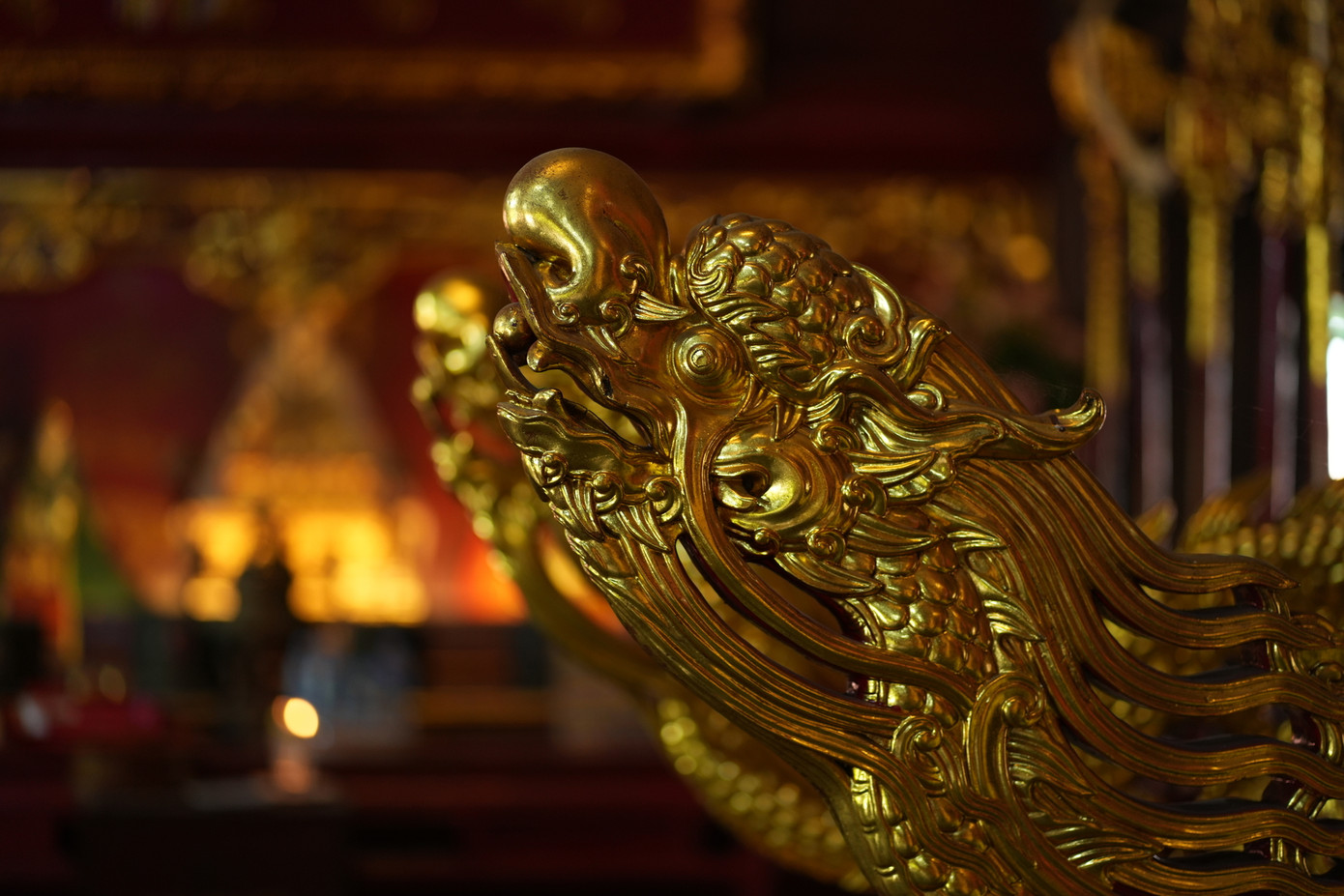 Đình Hàng Kênh ban đầu được xây dựng để thờ thành hoàng làng, sau này được vua Tự Đức cho tu bổ, tôn tạo và được dành làm nơi thờ "Quốc tổ trung hưng" Ngô Quyền - người có công đánh tan quân Nam Hán trên sông Bạch Đằng năm 938, mở ra một kỷ nguyên độc lập tự chủ lâu dài cho dân tộc Việt Nam.