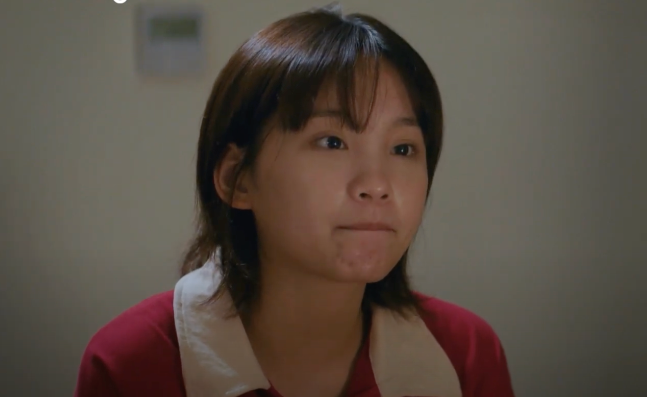 Ninh (Thu Hà) ao ước có người bố luôn quan tâm, chăm sóc các con như ông Nhân (NSƯT Võ Hoài Nam). Ảnh: CMH. Ninh (Thu Hà) ao ước có người bố luôn quan tâm, chăm sóc các con như ông Nhân (NSƯT Võ Hoài Nam). Ảnh: CMH.