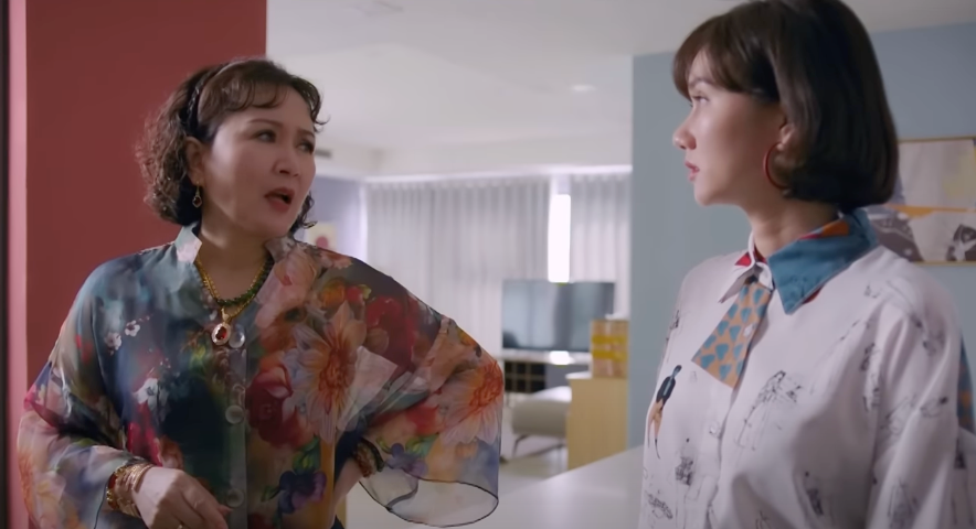 Bà Thủy (NSND Minh Hòa) luôn muốn sắp xếp chuyện của gia đình con gái. Ảnh: CMH.