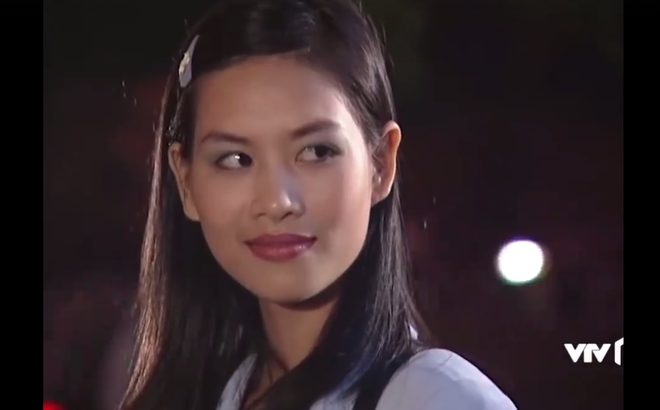 Vai Nguyệt "thảo mai" trong Phía trước là bầu trời do Nguyệt Hằng lồng tiếng để lại ấn tượng mạnh mẽ với khán giả. Vai Nguyệt "thảo mai" trong Phía trước là bầu trời do Nguyệt Hằng lồng tiếng để lại ấn tượng mạnh mẽ với khán giả.