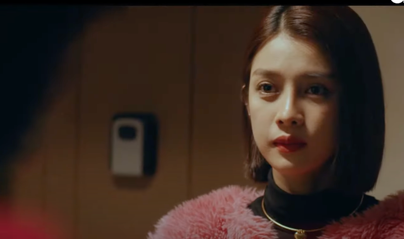 Linh (Trình Mỹ Duyên) bất ngờ thay đổi thái độ với Tú (Đình Tú). Ảnh: CMH.