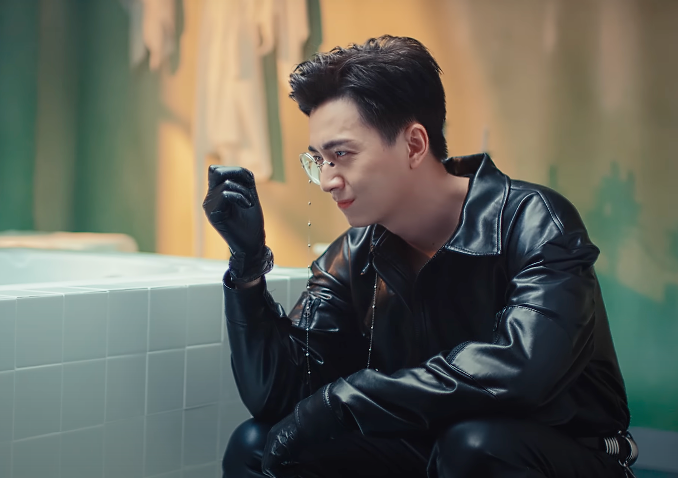 Một số ca khúc phát hành trong năm 2022 bị cho là có ca từ sáo rỗng, gây tranh cãi. Một số ca khúc phát hành trong năm 2022 bị cho là có ca từ sáo rỗng, gây tranh cãi.