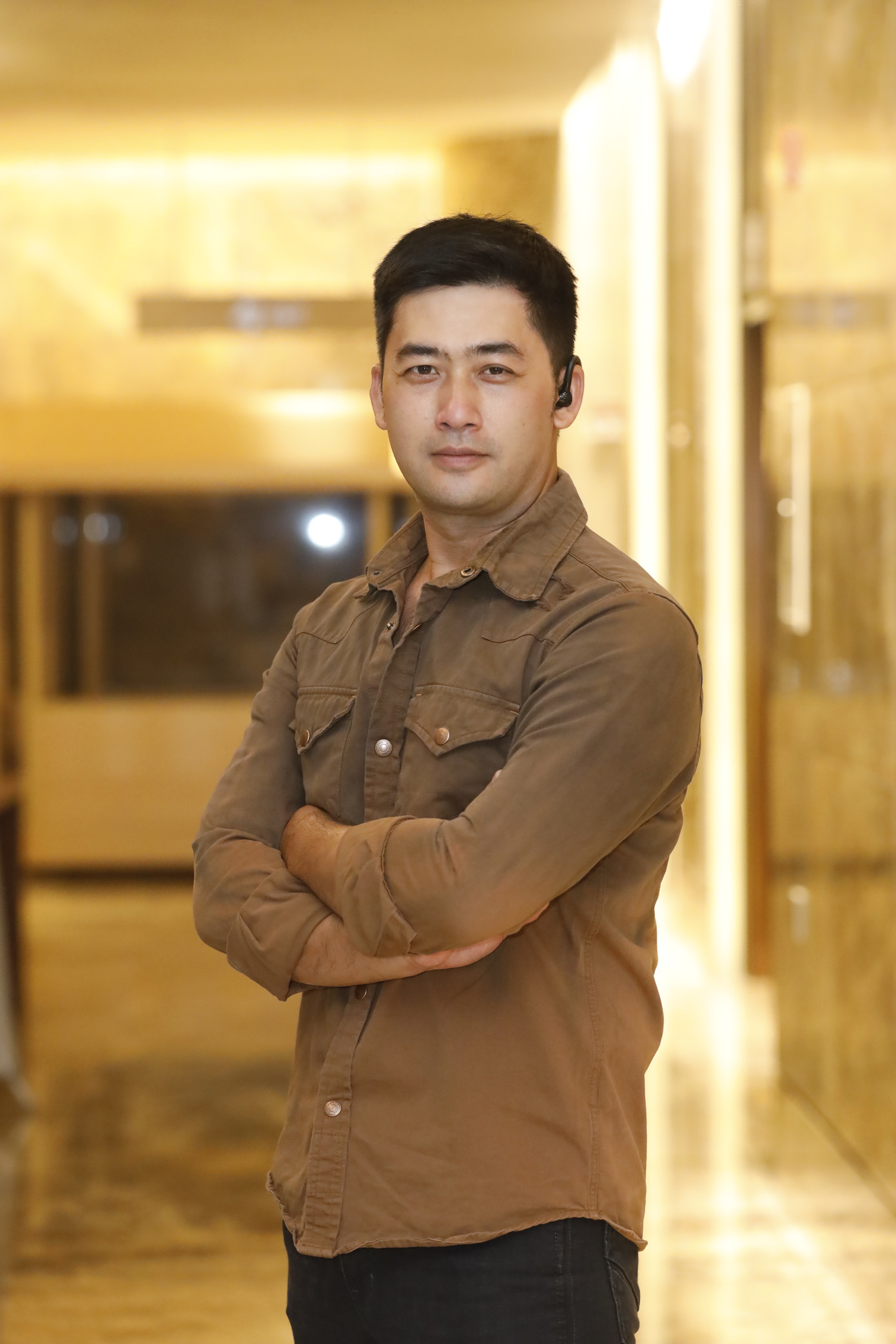 Đạt (Duy Nam) và Tuyển (Bảo Anh) ở hai phe trong Biệt dược đen. Đạt (Duy Nam) và Tuyển (Bảo Anh) ở hai phe trong Biệt dược đen.