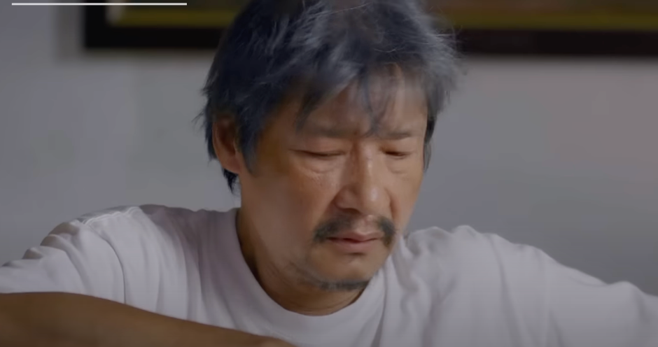 Ông Nhân (NSƯT Võ Hoài Nam) đau đầu vì câu chuyện của ba người con. Ảnh: CMH. Ông Nhân (NSƯT Võ Hoài Nam) đau đầu vì câu chuyện của ba người con. Ảnh: CMH.