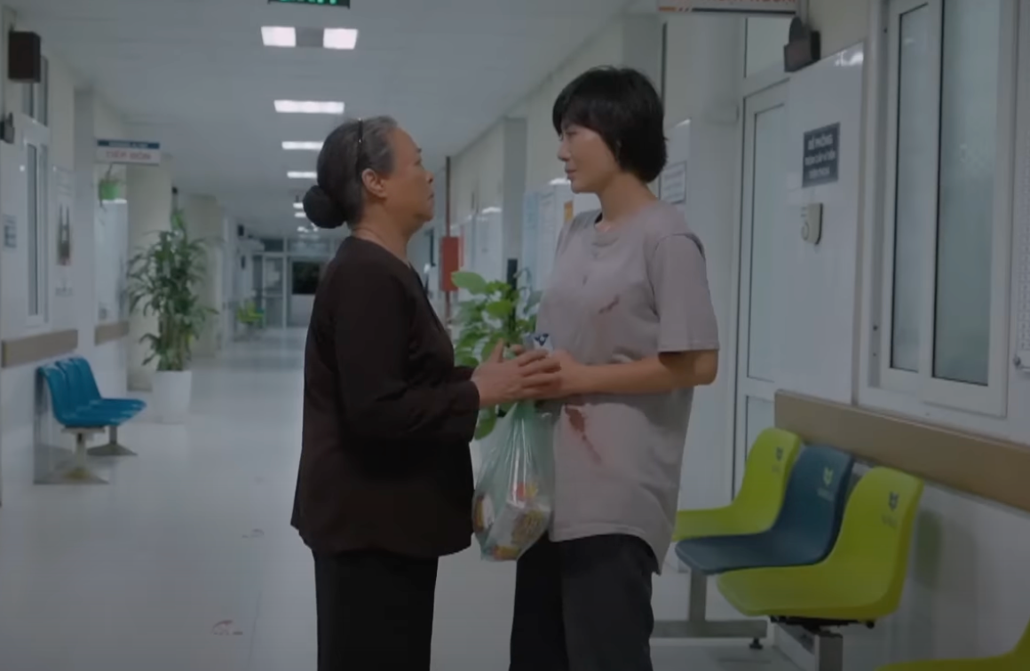 Người lo lắng cho Luyến (Thanh Hương) chỉ có bà Tình (NSƯT Thanh Quý) và Lưu (NSƯT Hoàng Hải). Ảnh: CMH. Người lo lắng cho Luyến (Thanh Hương) chỉ có bà Tình (NSƯT Thanh Quý) và Lưu (NSƯT Hoàng Hải). Ảnh: CMH.