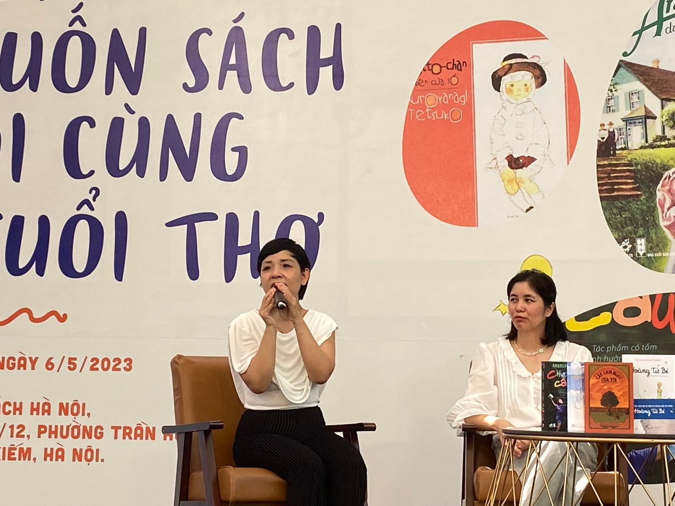 BTV Nguyễn Giang Linh nhận định các tác phẩm không chỉ thu hút trẻ nhỏ mà cả người trưởng thành. Ảnh: GIA LINH. BTV Nguyễn Giang Linh nhận định các tác phẩm không chỉ thu hút trẻ nhỏ mà cả người trưởng thành. Ảnh: GIA LINH.