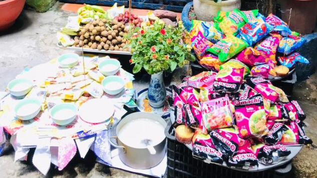 Mâm lễ cúng chúng sinh không nên làm lễ mặn vì có thể khơi dậy tham, sân si.