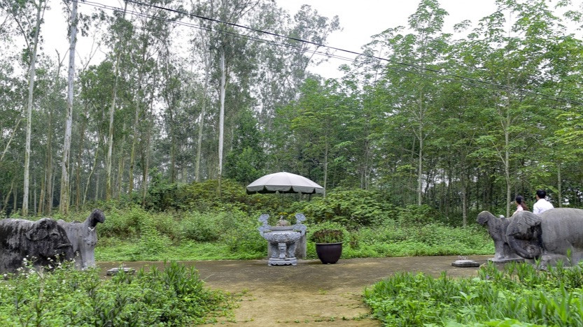 Khu di tích lịch sử Kinh đô Vạn Lại - Yên Trường. Khu di tích lịch sử Kinh đô Vạn Lại - Yên Trường.