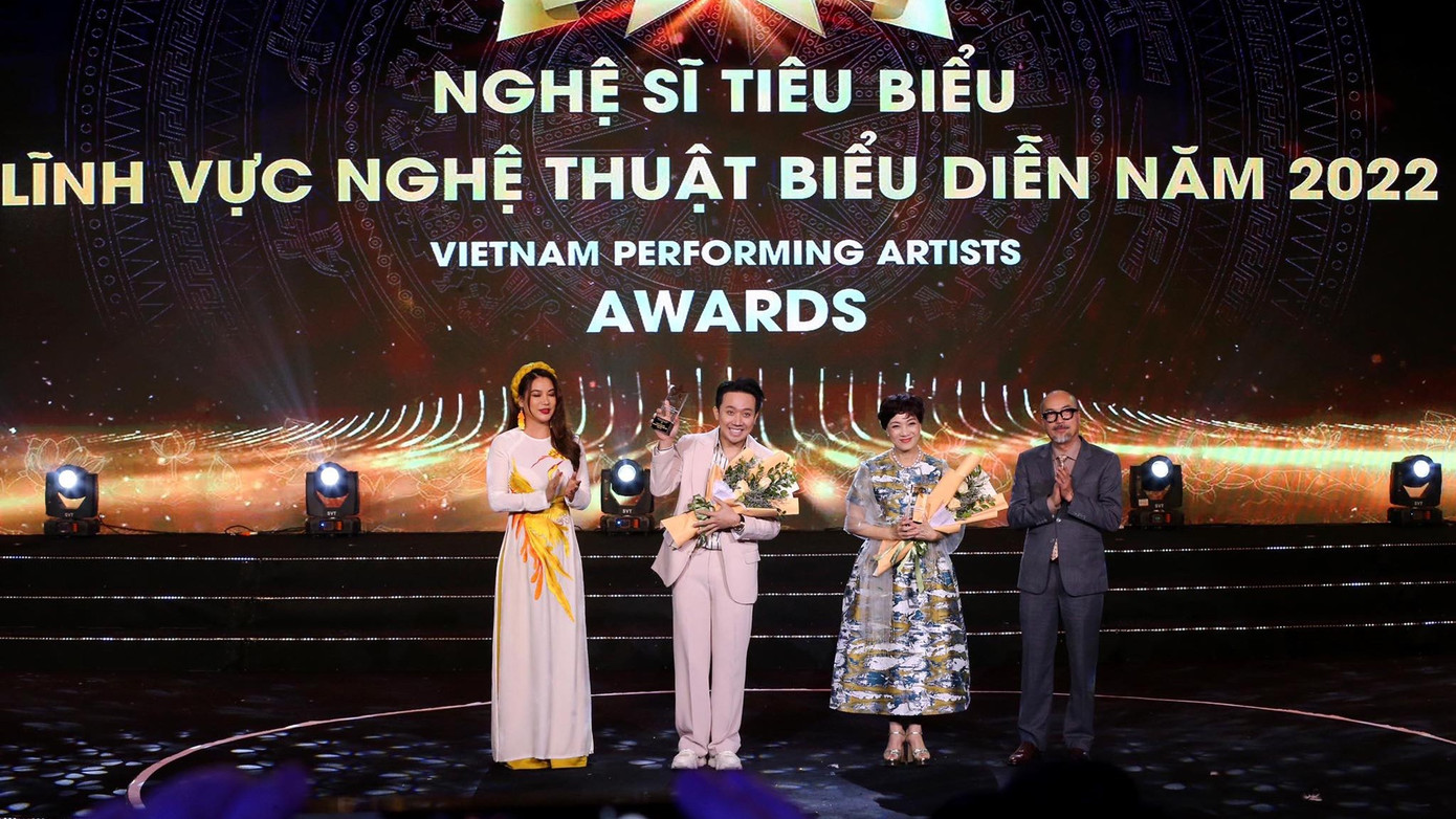 NSND Lê Khanh, Trấn Thành nằm trong danh sách các nghệ sĩ được vinh danh của lĩnh vực điện ảnh năm 2022. NSND Lê Khanh, Trấn Thành nằm trong danh sách các nghệ sĩ được vinh danh của lĩnh vực điện ảnh năm 2022.