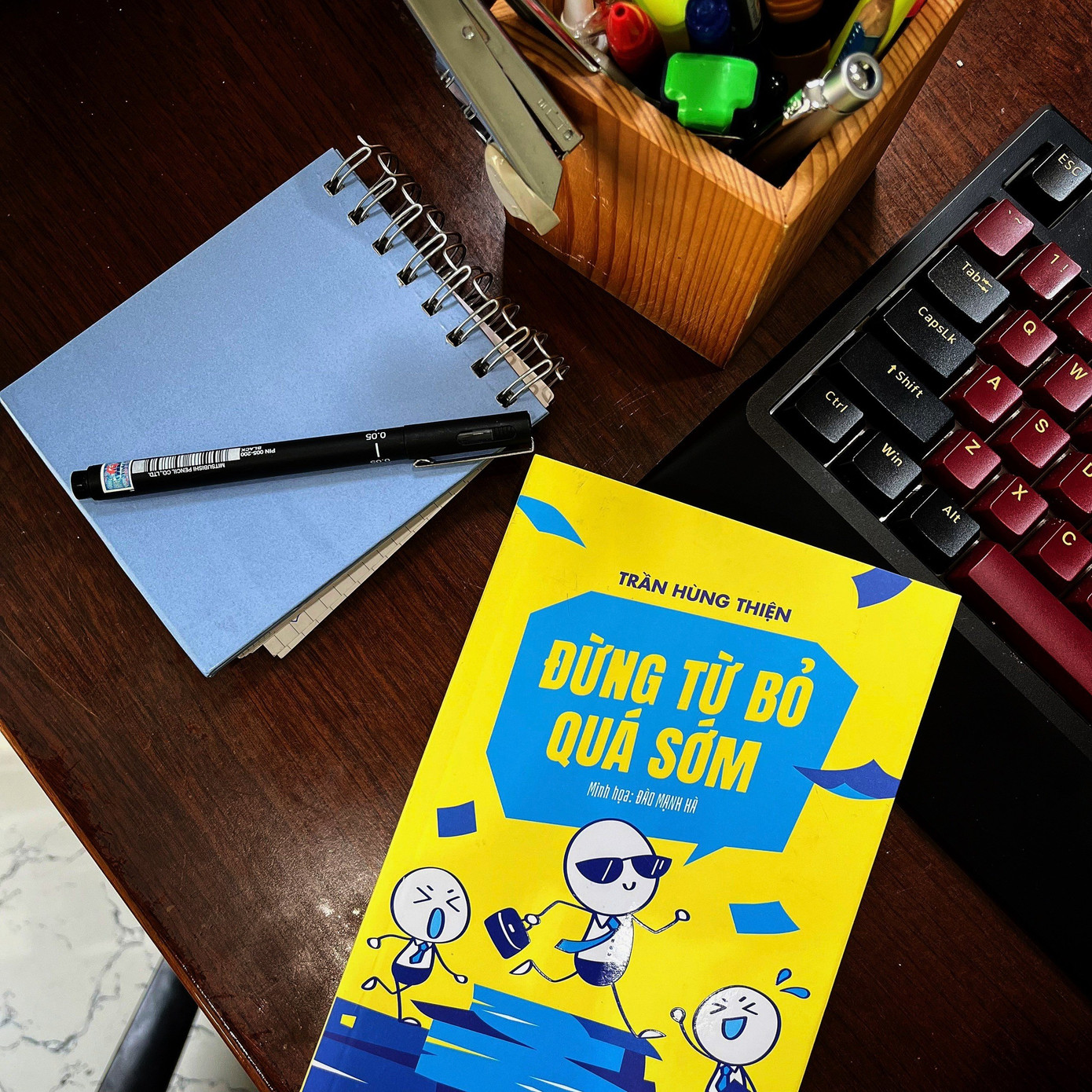 Tác giả “nhìn thấu” và “nói trúng tim đen” những điểm mạnh lẫn điểm yếu của thế hệ Gen Z. Tác giả “nhìn thấu” và “nói trúng tim đen” những điểm mạnh lẫn điểm yếu của thế hệ Gen Z.