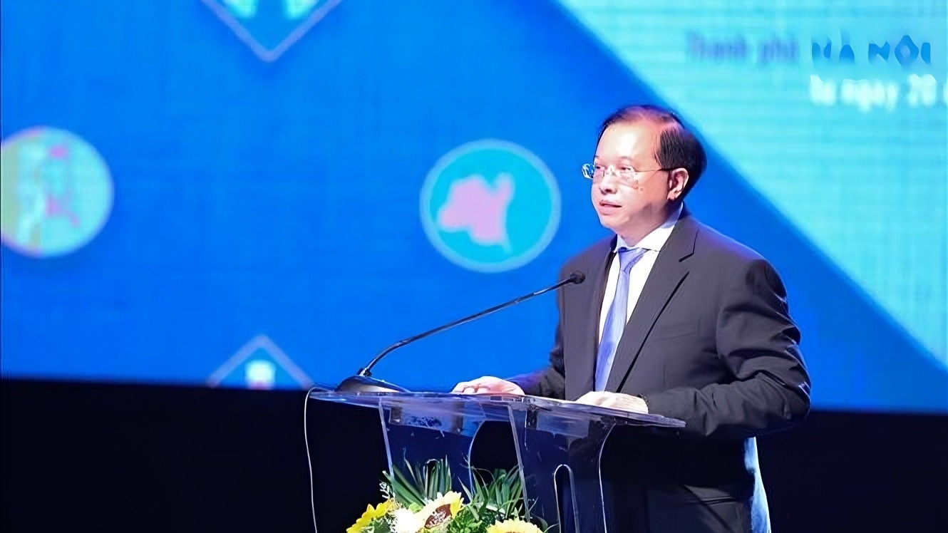 Thứ trưởng Bộ VHTTDL Tạ Quang Đông phát biểu tại Lễ khai mạc ba cuộc thi tài năng nghệ thuật chuyên nghiệp. Thứ trưởng Bộ VHTTDL Tạ Quang Đông phát biểu tại Lễ khai mạc ba cuộc thi tài năng nghệ thuật chuyên nghiệp.