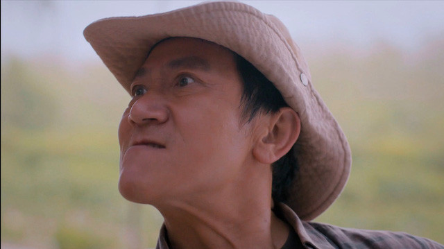 Lưu (NSƯT Hoàng Hải) bảo vệ Luyến (Thanh Hương) trước bố mẹ ruột vô lý của cô. Ảnh: CMH. Lưu (NSƯT Hoàng Hải) bảo vệ Luyến (Thanh Hương) trước bố mẹ ruột vô lý của cô. Ảnh: CMH.