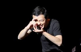 Nghệ sĩ kịch câm Hoàng Tùng được cho là học trò nổi bật nhất của NSƯT Hoàng Phúc Dzĩ. Nghệ sĩ kịch câm Hoàng Tùng được cho là học trò nổi bật nhất của NSƯT Hoàng Phúc Dzĩ.