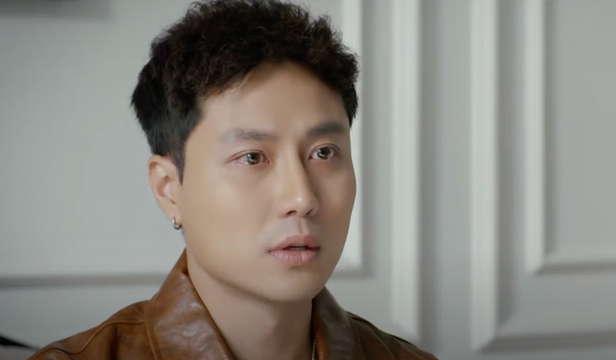 Danh (Thanh Sơn) thuyết phục mẹ Trâm Anh cho cưới con gái bà. Ảnh: CMH. Danh (Thanh Sơn) thuyết phục mẹ Trâm Anh cho cưới con gái bà. Ảnh: CMH.