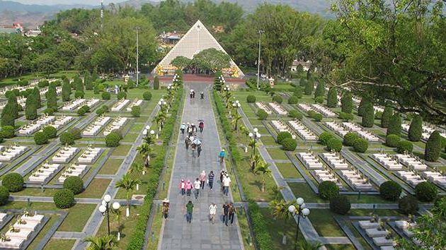 Bản hùng ca bất diệt diễn ra lúc 20h00 ngày 19/7 tại Nghĩa trang Hàng Dương (Côn Đảo, Bà Rịa Vũng Tàu) và kết nối với điểm cầu Nghĩa trang liệt sỹ A (Điện Biên).