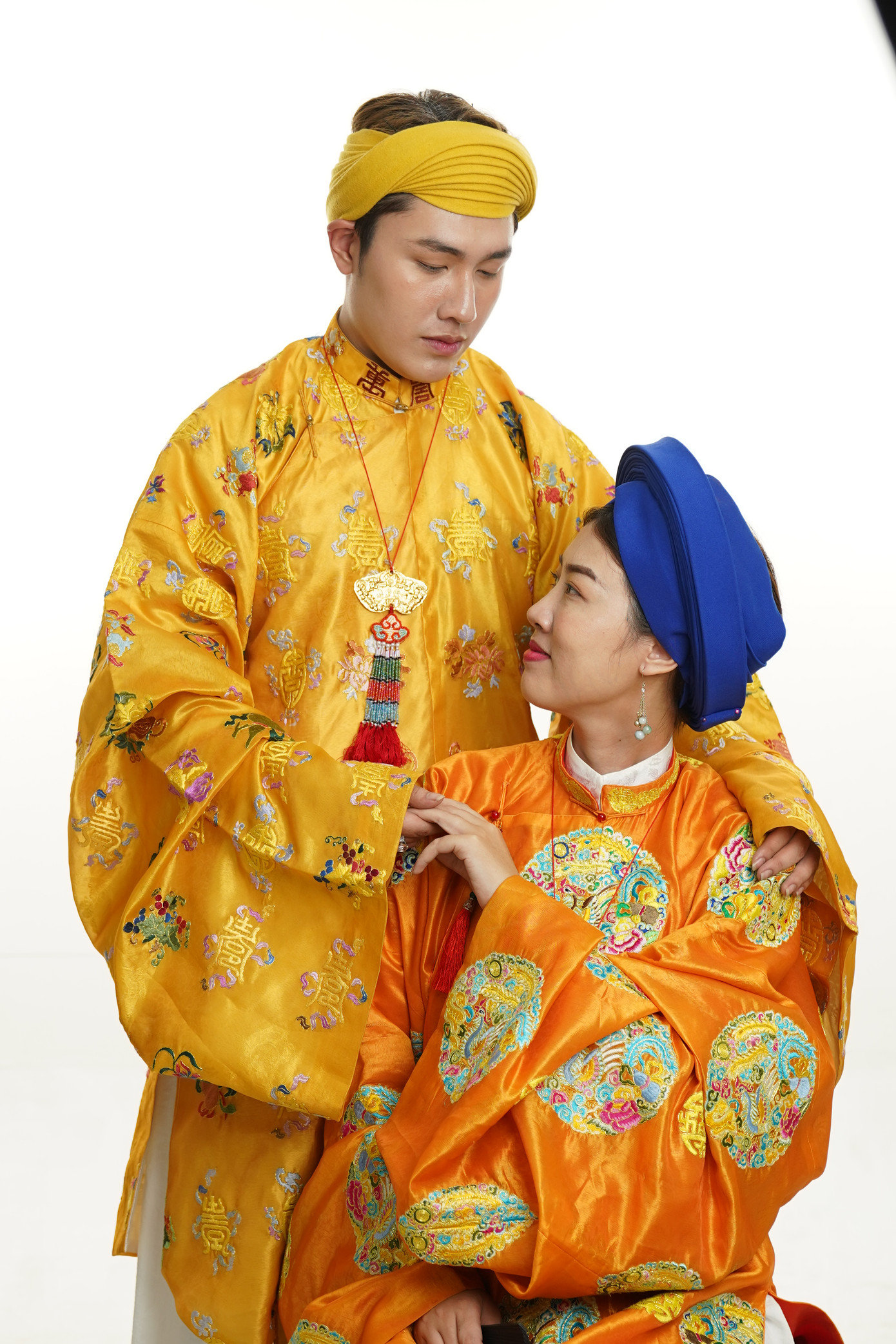 Người tham gia Ngày Việt Nam ở nước ngoài 2023 có thể mặc thử và chụp hình cùng cổ phục thời Nguyễn. Người tham gia Ngày Việt Nam ở nước ngoài 2023 có thể mặc thử và chụp hình cùng cổ phục thời Nguyễn.