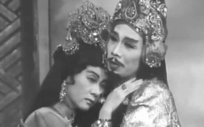 Vở Tâm sự Ngọc Hân gây tiếng vang ngay từ khi mới ra mắt vào năm 1980.