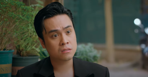 Phi (Thái Dũng) khuyên Ly không nên bỏ lỡ tình yêu. Ảnh: CMH.