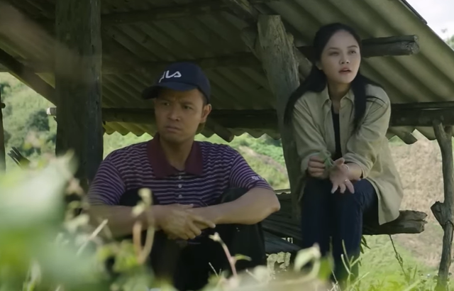 Thu Quỳnh và đạo diễn Nguyễn Danh Dũng phải bàn bạc rất nhiều lần mới quyết định được lối diễn phù hợp về nhân vật lang Phương.