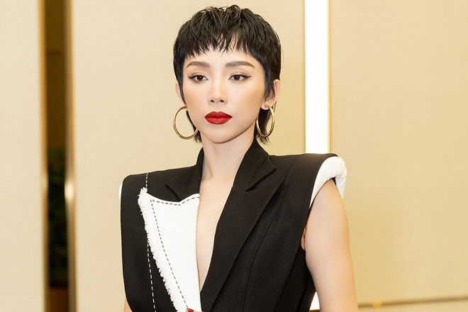 Tóc Tiên và Đức Phúc là hai đại diện Việt Nam xuất hiện trong đại nhạc hội này. Tóc Tiên và Đức Phúc là hai đại diện Việt Nam xuất hiện trong đại nhạc hội này.