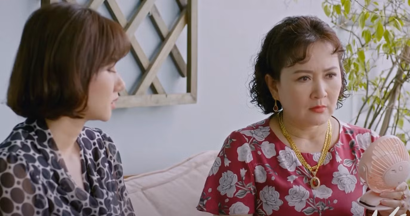 Bà Thủy (NSND Minh Hòa) không hối lỗi mà cố bao biện. Ảnh: CMH. Bà Thủy (NSND Minh Hòa) không hối lỗi mà cố bao biện. Ảnh: CMH.