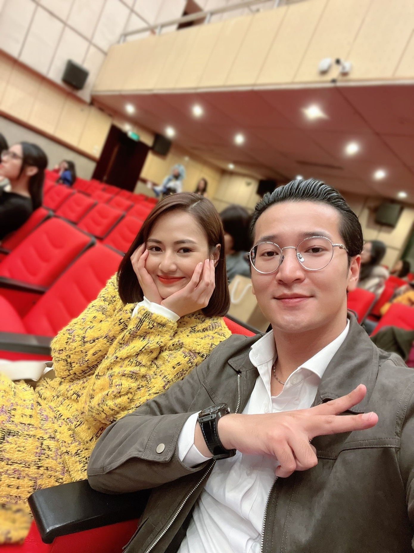 Trước đó, Việt Hoa và Trọng Trí thường xuyên đăng những bức ảnh tình cảm lên mạng xã hội. Ảnh: NVCC. Trước đó, Việt Hoa và Trọng Trí thường xuyên đăng những bức ảnh tình cảm lên mạng xã hội. Ảnh: NVCC.