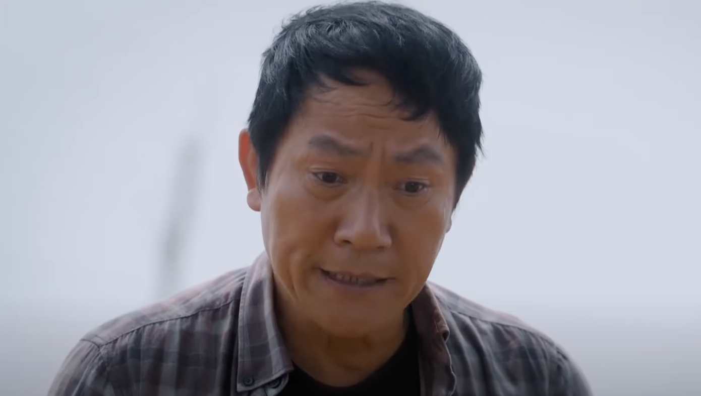 Lưu nhanh miệng xin Sơn - người chồng tưởng đã qua đời của Luyến vài con số. Ảnh: CMH.