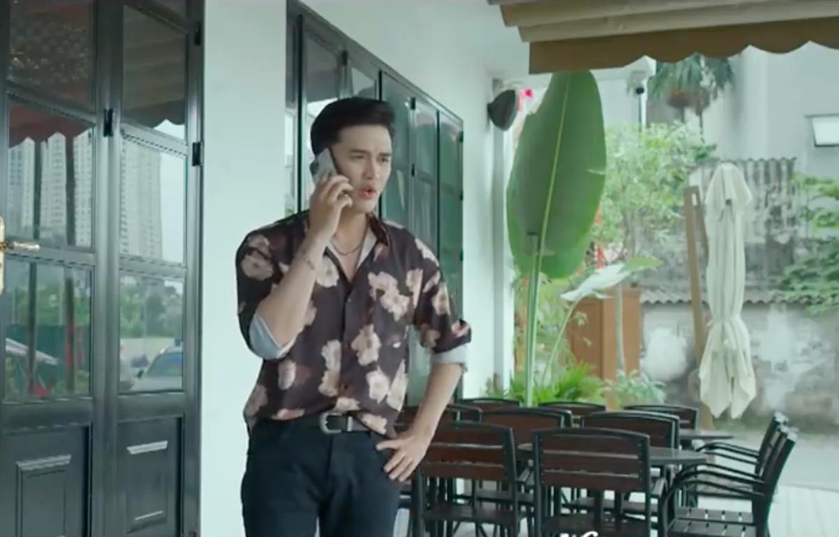 Trí (Trung Tuấn) thông báo với Gia An (Lãnh Thanh) việc Mai Anh (Minh Thu) mất tích. Ảnh: CMH.