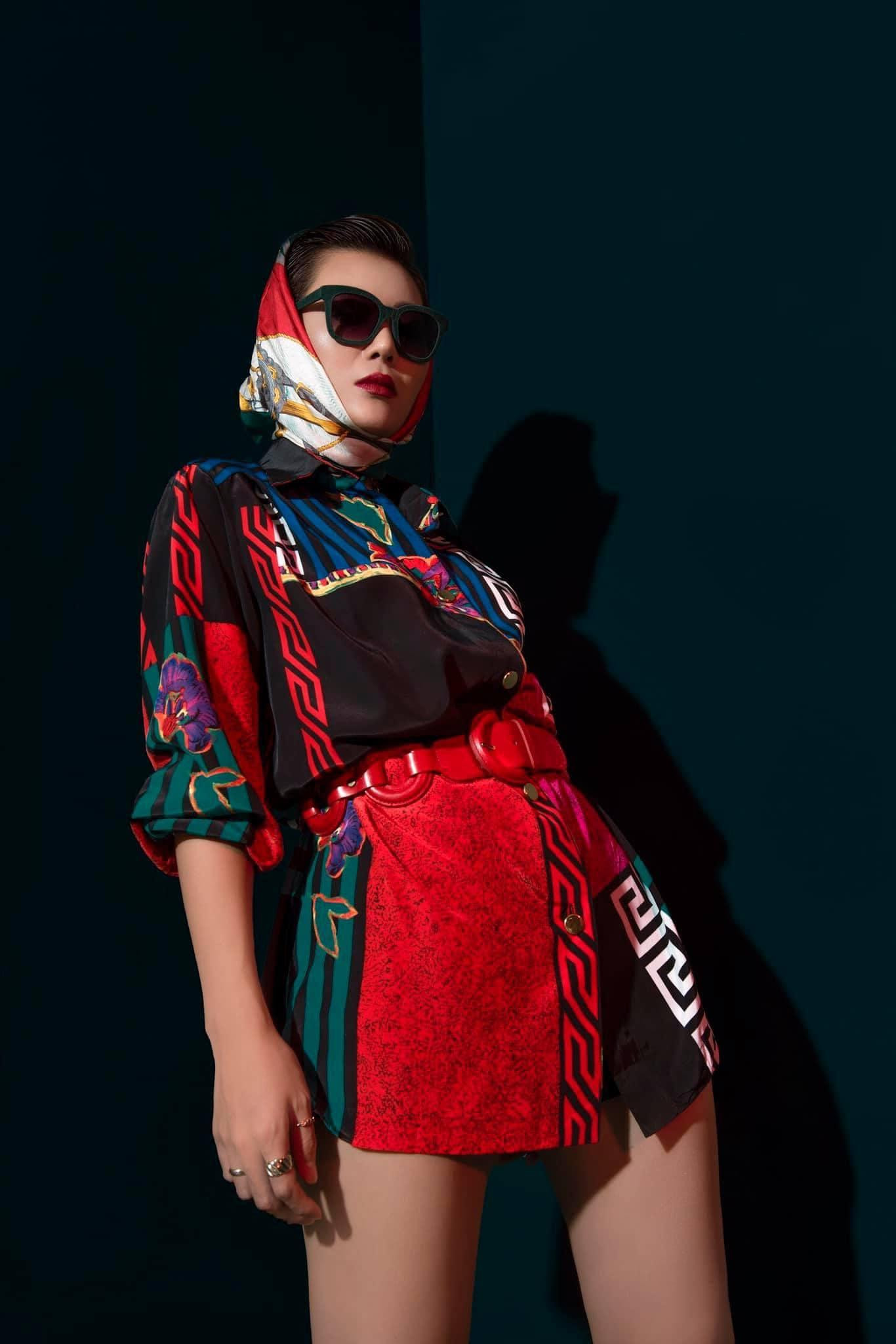 Từng chia sẻ với Tiền Phong, nữ diễn viên cho biết với Lệ, cô không cần phải diễn. "Vào vai Lệ, tôi sống cùng cô ấy trong khoảng thời gian dài. Tôi không quan trọng ngoại hình, ăn mặc, tập trung 100% vào vai diễn. Trước khi quay, tôi nghiên cứu và hiểu nhân vật thật rõ, để vào vai sẽ là như vậy chứ không cần diễn." Từng chia sẻ với Tiền Phong, nữ diễn viên cho biết với Lệ, cô không cần phải diễn. "Vào vai Lệ, tôi sống cùng cô ấy trong khoảng thời gian dài. Tôi không quan trọng ngoại hình, ăn mặc, tập trung 100% vào vai diễn. Trước khi quay, tôi nghiên cứu và hiểu nhân vật thật rõ, để vào vai sẽ là như vậy chứ không cần diễn."