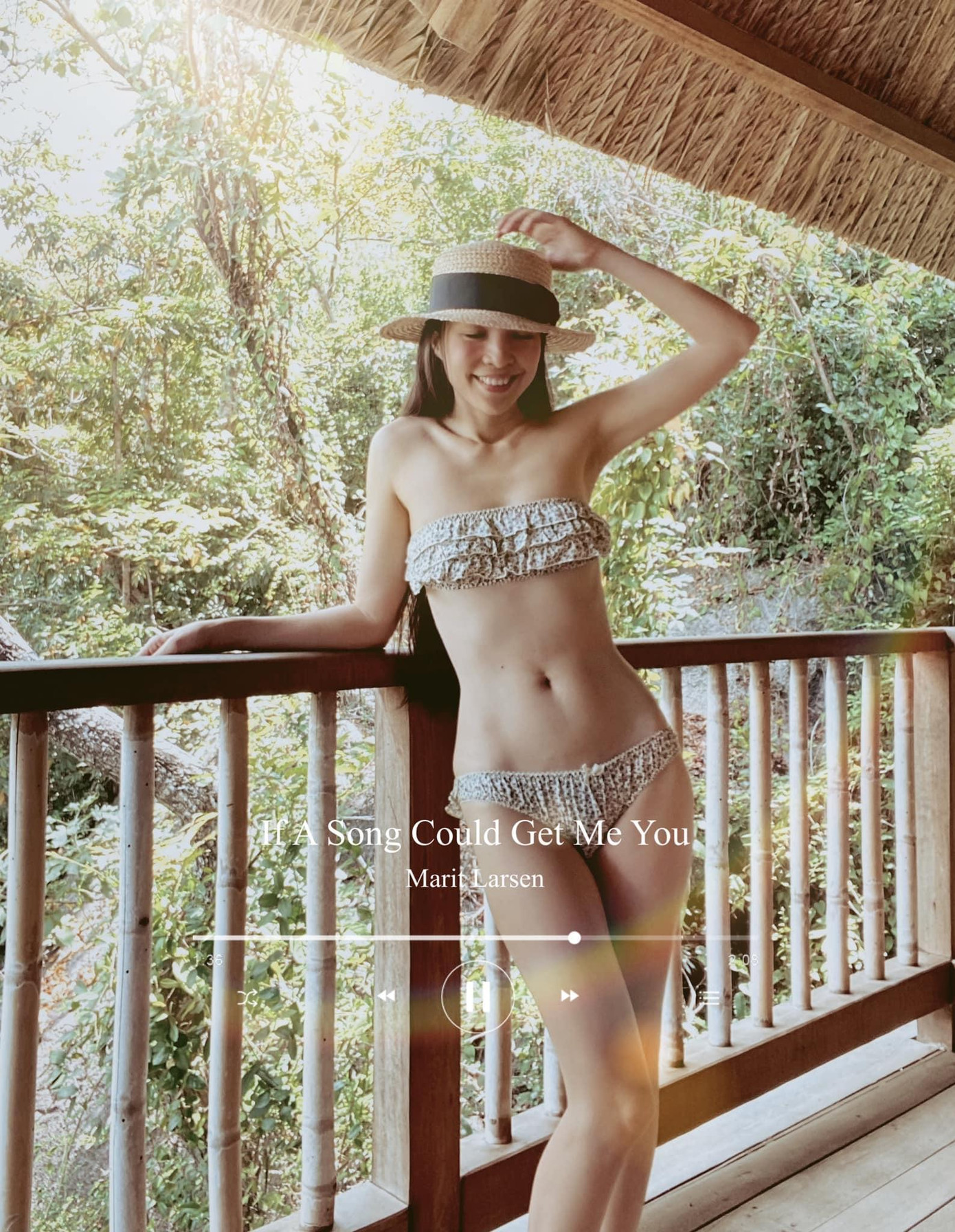 Mới đây, ca sĩ Hiền Tung tung loạt ảnh bikini ngày hè thu hút đông đảo sự chú ý của cư dân mạng. Mới đây, ca sĩ Hiền Tung tung loạt ảnh bikini ngày hè thu hút đông đảo sự chú ý của cư dân mạng.