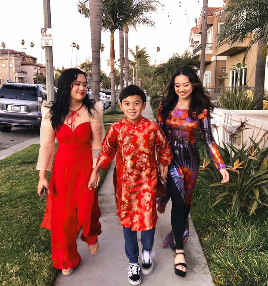 Kỳ Duyên không quên chia sẻ vài khoảnh khắc của hai thiên thần của cô.