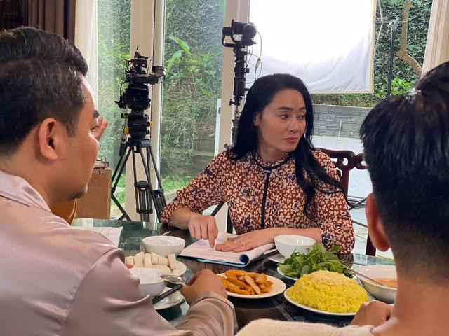 Sự trở lại mới lạ của Quách Thu Phương nhận được nhiều phản hồi vô cùng tích cực từ khán giả và đồng nghiệp. Sự trở lại mới lạ của Quách Thu Phương nhận được nhiều phản hồi vô cùng tích cực từ khán giả và đồng nghiệp.