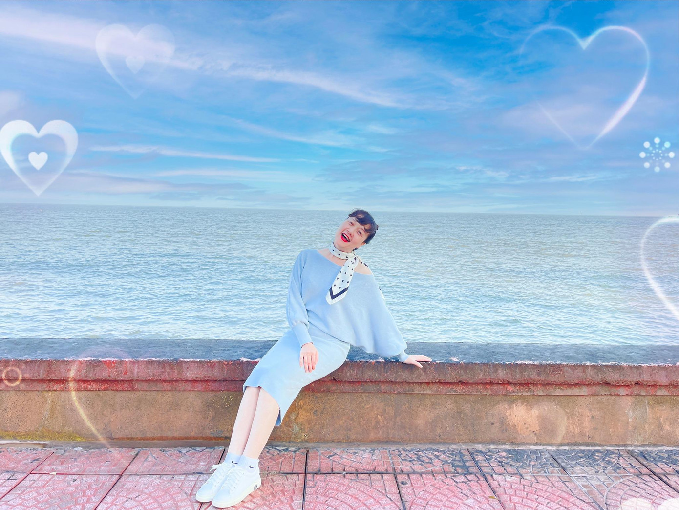 Khán giả yêu thích hình ảnh tươi trẻ của nghệ sĩ Vân Dung mới chia sẻ trên trang cá nhân. Khán giả yêu thích hình ảnh tươi trẻ của nghệ sĩ Vân Dung mới chia sẻ trên trang cá nhân.