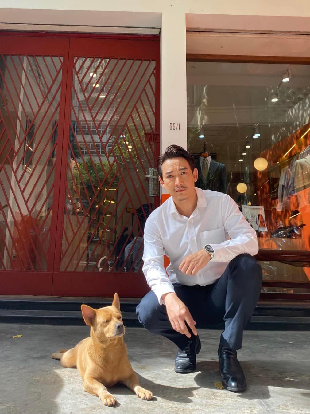 "Mi &amp; Mark chúc cả nhà chủ nhật vui vẻ nhé" - Hứa Vĩ Văn chia sẻ.