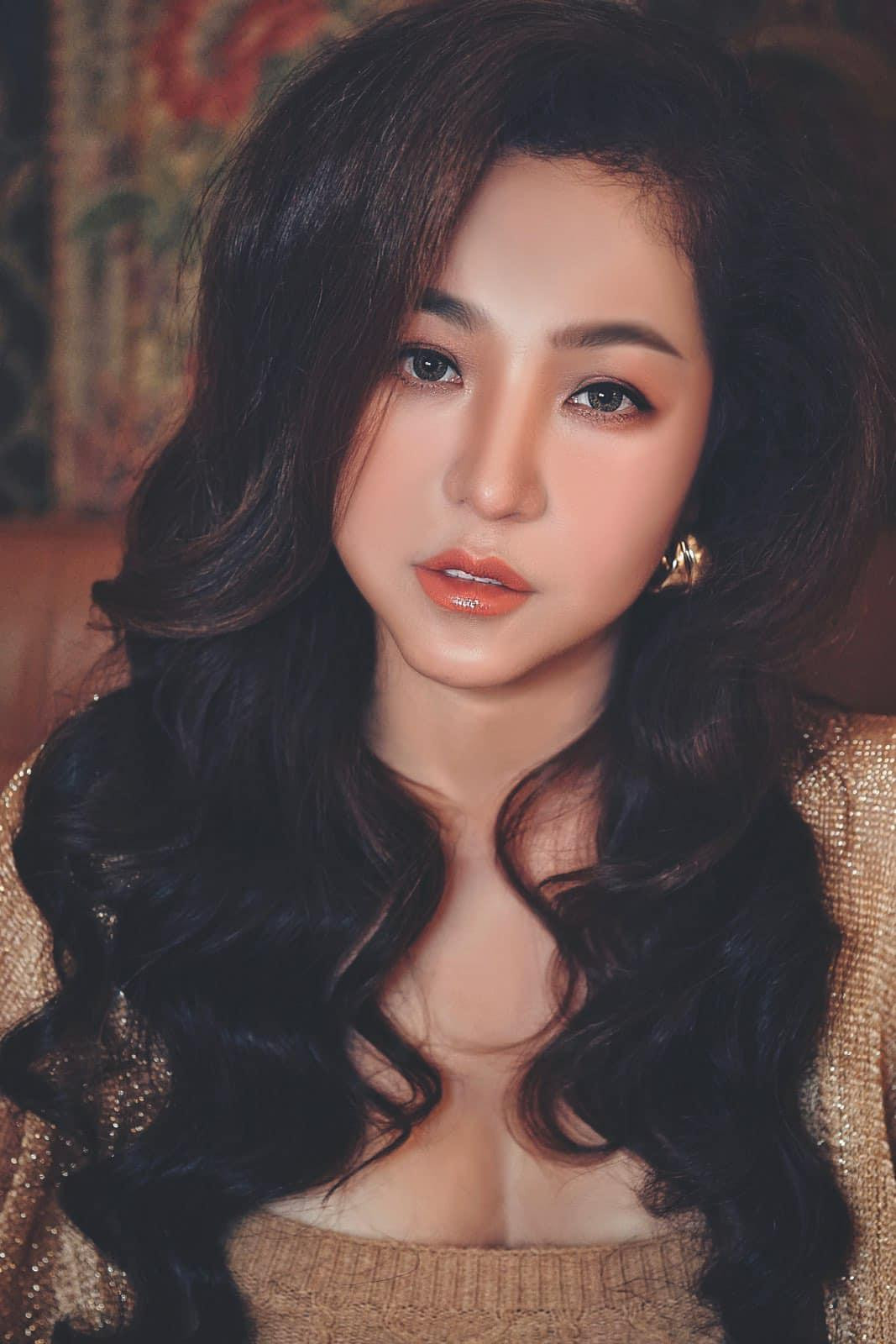 Danh hài Thúy Nga đăng tải ảnh trẻ đẹp ở tuổi U50. Danh hài Thúy Nga đăng tải ảnh trẻ đẹp ở tuổi U50.