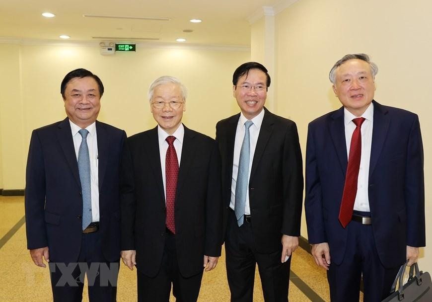 Tổng Bí thư Nguyễn Phú Trọng cùng các lãnh đạo Đảng, Nhà nước và các đại biểu dự Hội nghị. (Ảnh: Trí Dũng/TTXVN)