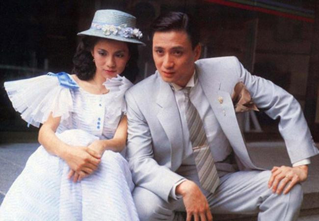 Cuộc tình của Thang Trấn Nghiệp và Ông Mỹ Linh gây chú ý. Khi nữ diễn viên tự tử, dư luận đồng loạt 'chỉa mũi dùi' công kích anh. Cuộc tình của Thang Trấn Nghiệp và Ông Mỹ Linh gây chú ý. Khi nữ diễn viên tự tử, dư luận đồng loạt 'chỉa mũi dùi' công kích anh.