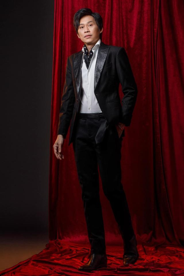 Các bức hình của nam danh hài luôn cán mốc gần 100.000 lượt yêu thích với đông đảo lượt chia sẻ từ cộng đồng mạng.