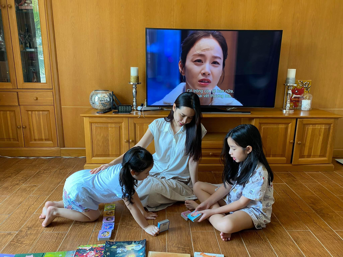 Hiện, vợ chồng gia đình Giang Hồ tập trung phát triển hình ảnh trong các gameshow như &quot;Giọng hát Việt nhí, New Generation&quot;. Khoảng thời gian còn lại, cặp đôi dành thời gian để chăm sóc và nuôi dạy con.